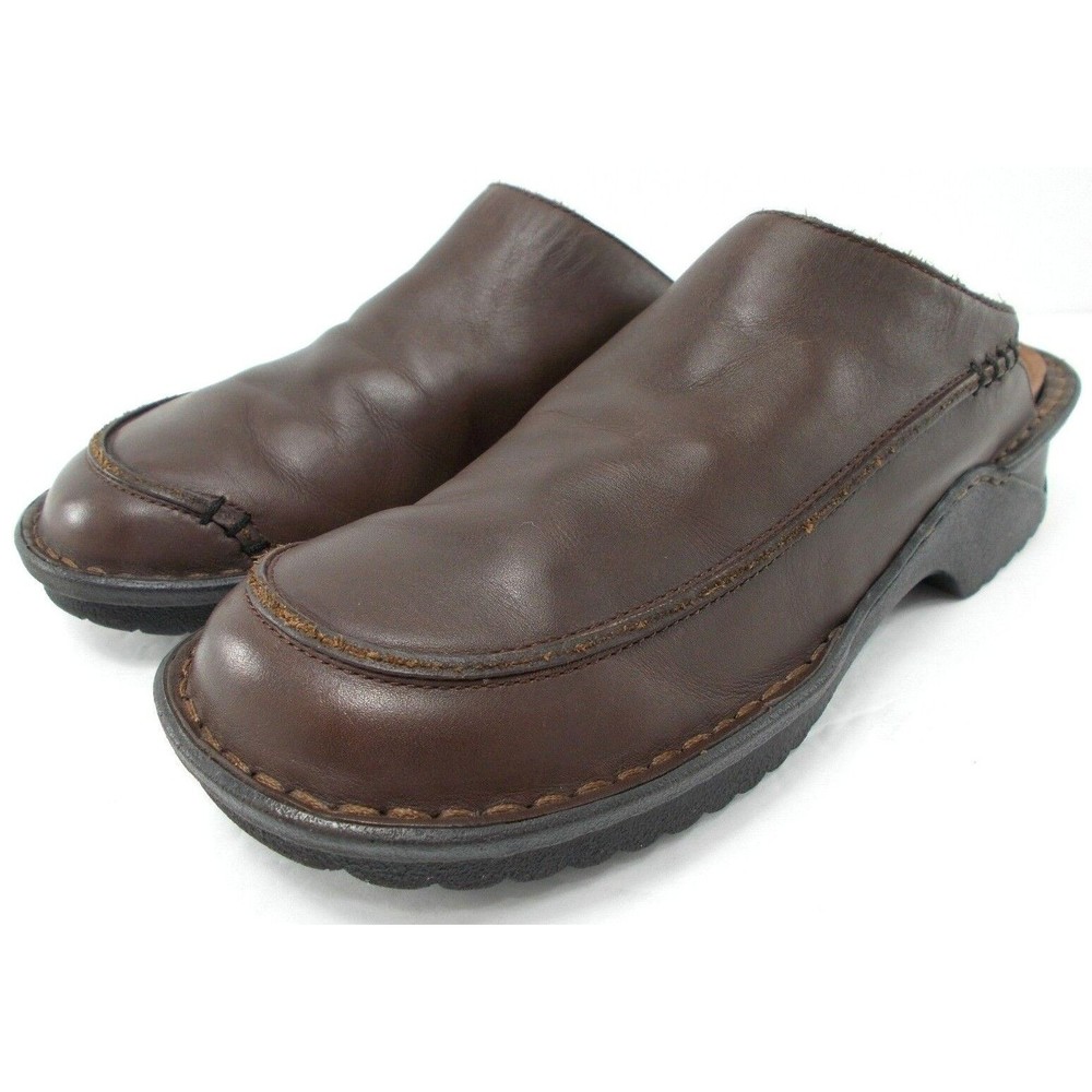Clarks Womens Sz 9.5M Medium Shoes Slip On Slides Mule Brown Leather 31632